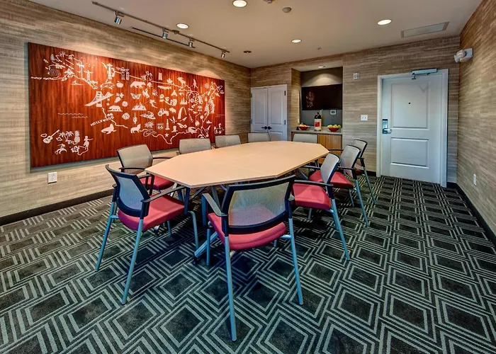 Towneplace Suites By Marriott Auburn University Area
